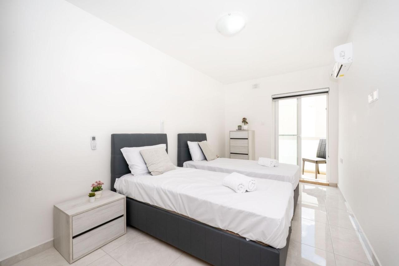 Vela Blu Apartments - Rose Court Gzira Exterior photo