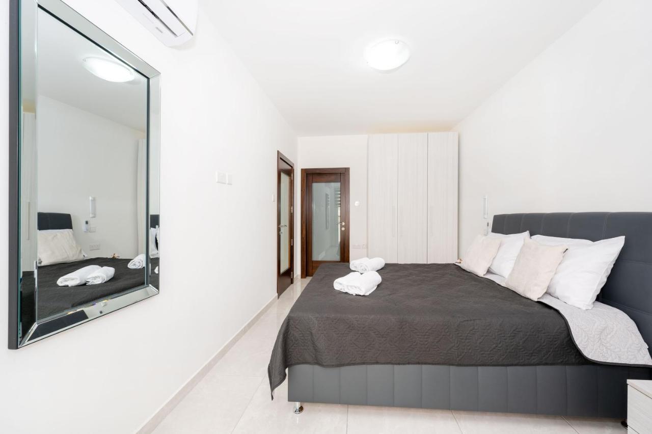 Vela Blu Apartments - Rose Court Gzira Exterior photo