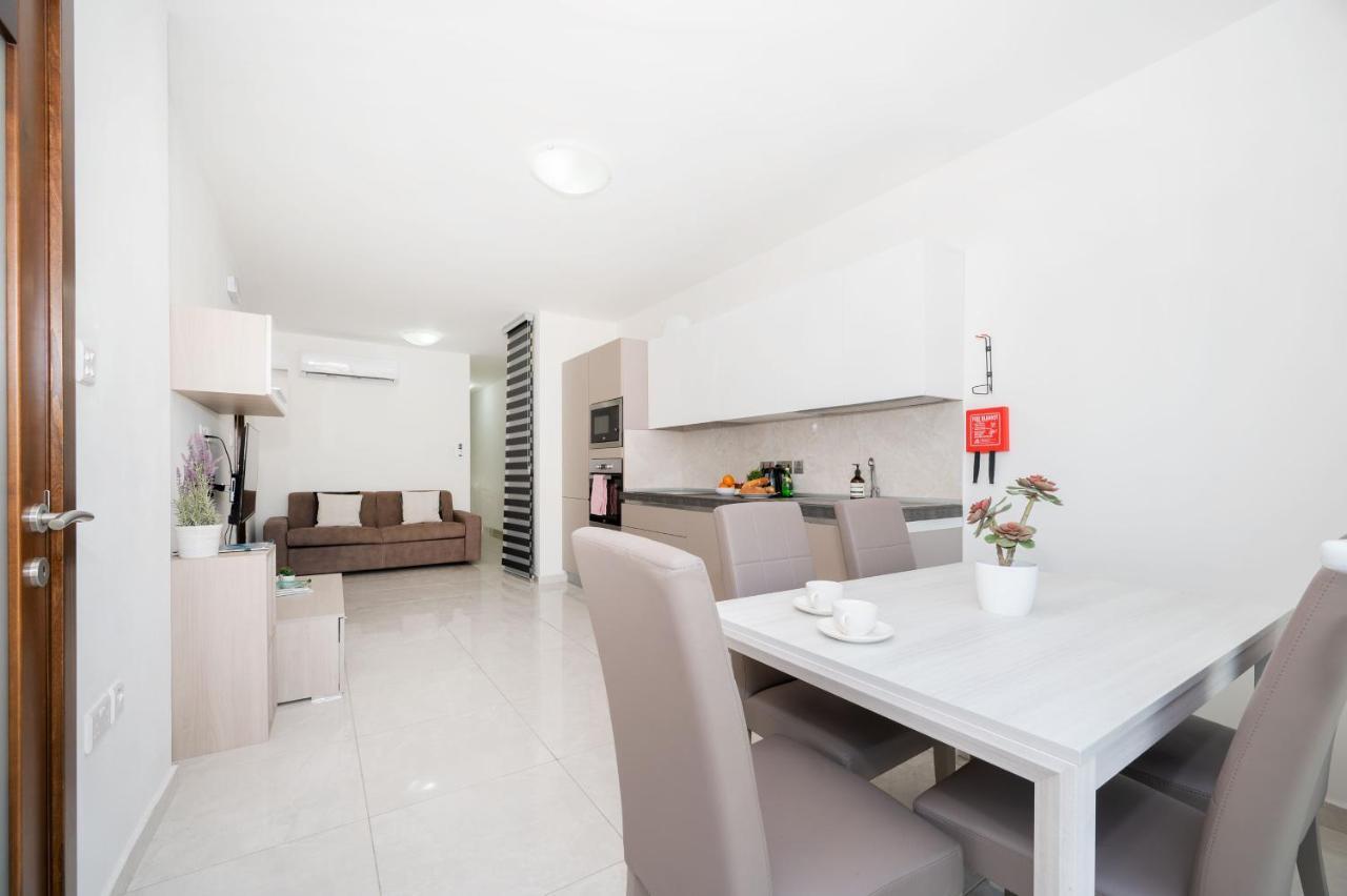 Vela Blu Apartments - Rose Court Gzira Exterior photo